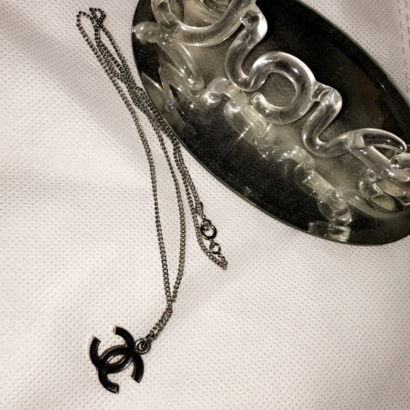 CHANEL Jewelry - Chanel CC necklace